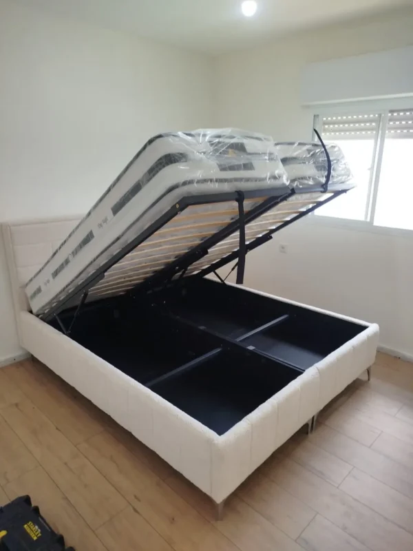 מיטה יהודית ארגז מצעים רגליים גבוהות צבע שמנת 160 200