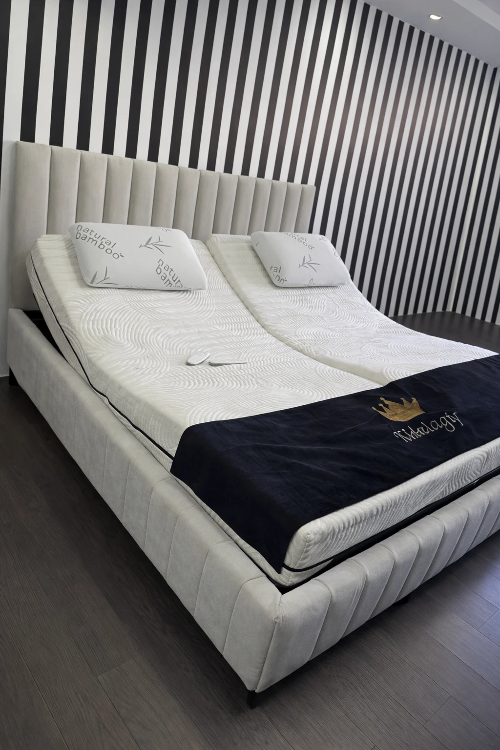 מיטה מתכווננת 180X200 עם מזרני ויסקו