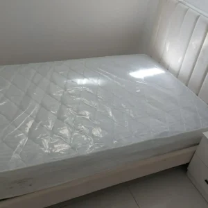 מיטה זוגית מיטה וחצי עם רגליים גבוהות ללא ארגז מצעים צבע שמנת - מילאנו