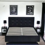 מיטה זוגית מיטה רגליים גבוהות צבע שחור - ונציה