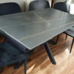 פינת אוכל נפתחת קרמיקה שחורה