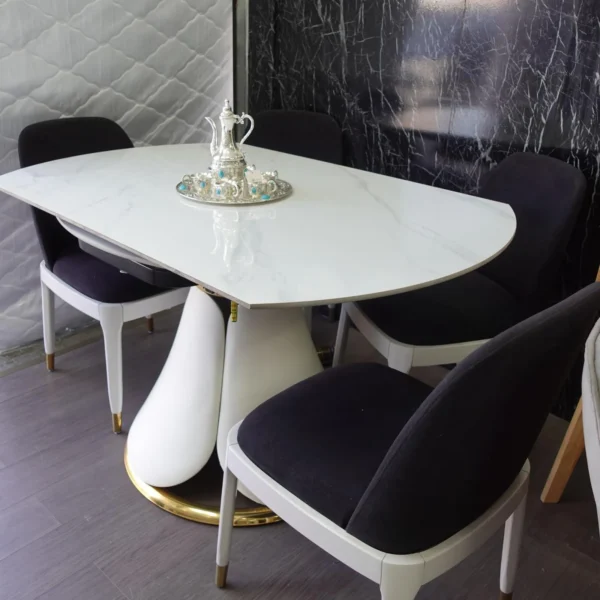 פינת אוכל עגולה נפתחת קרמיקה לבנה